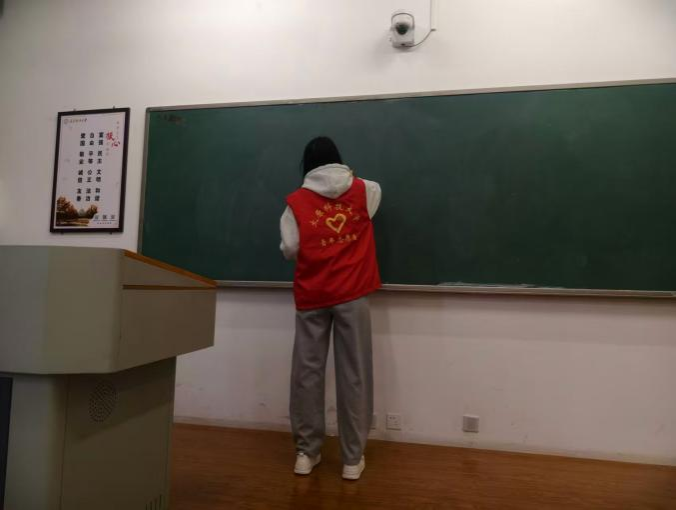 484DF